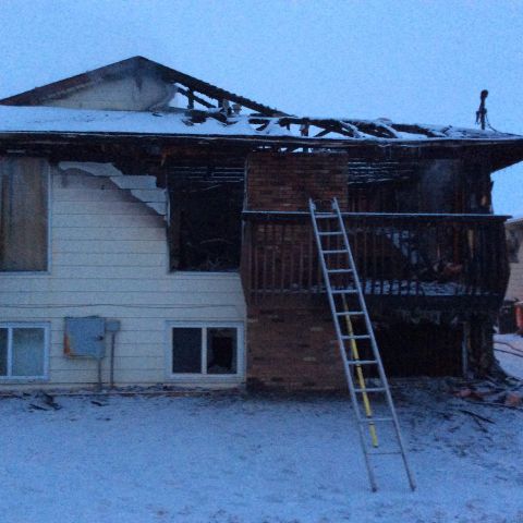 home fire  drumheller jan82016